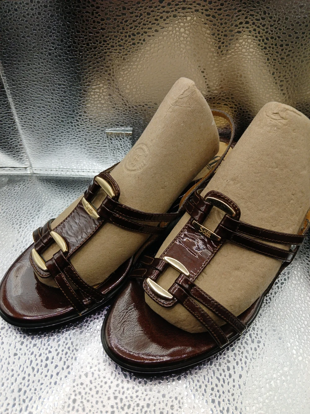 Sofft Dark Brown Patent Leather Buckle Sandals Women's Size 7